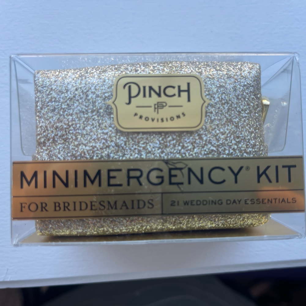 Brand new Pinch Provisions Minimergency kit